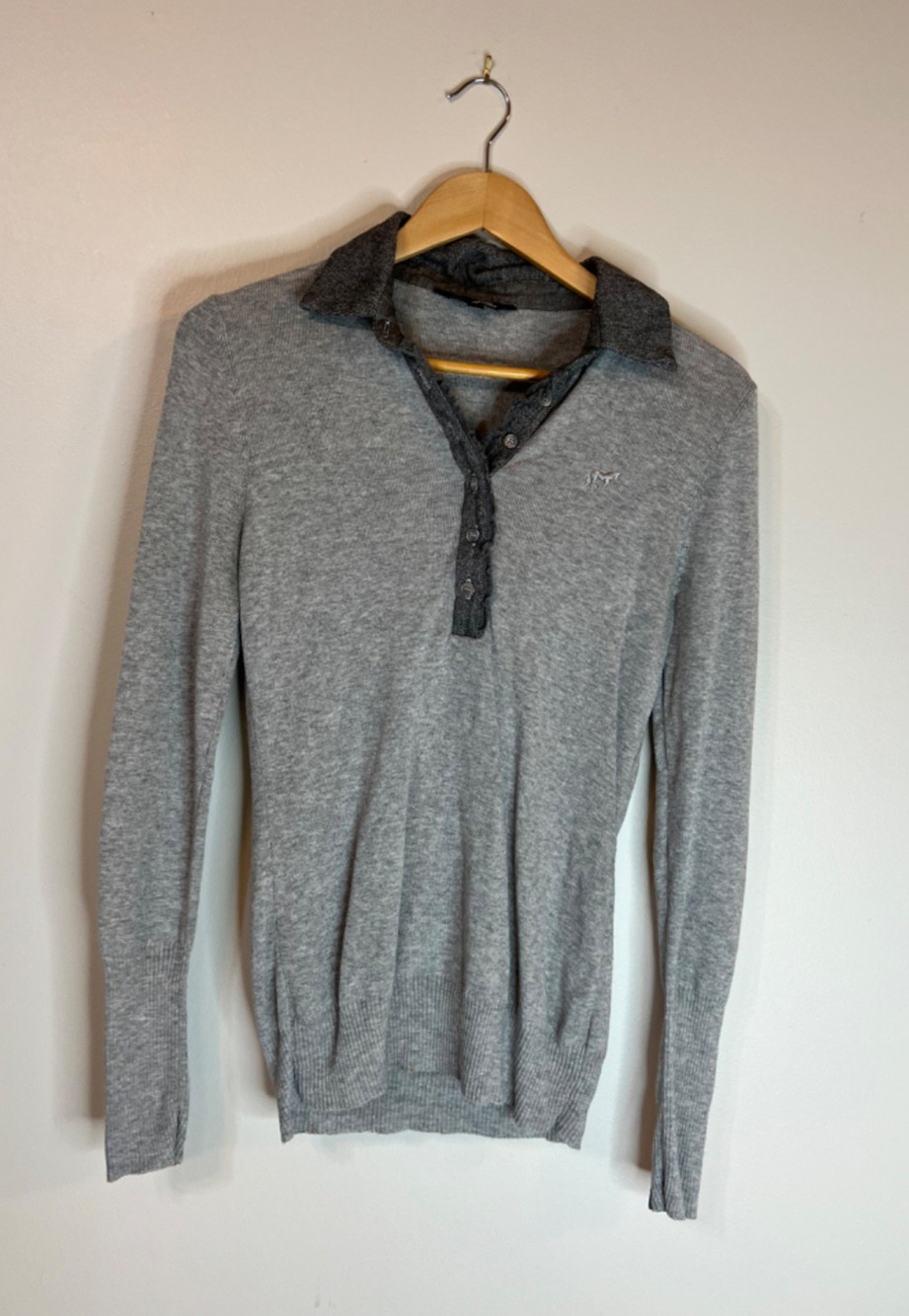Goode Rider Large Posh Polo Sweater Grey Heather w/ button detail